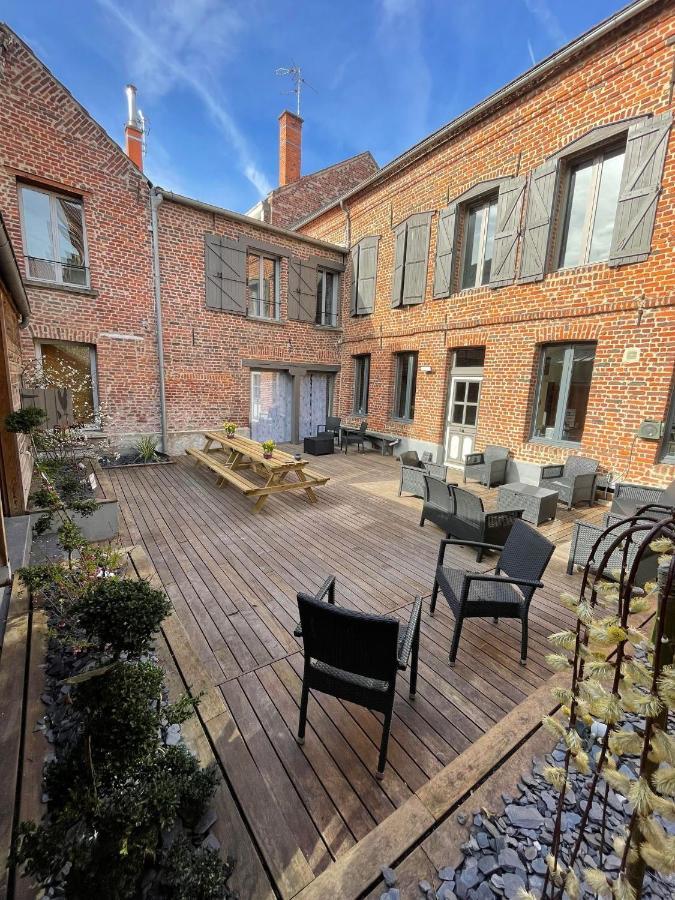 Douai House Hotel Exterior photo